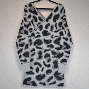 Women's Animal Lepard Print Knit Size M Pullover V Neck Polyester Mock Wrap